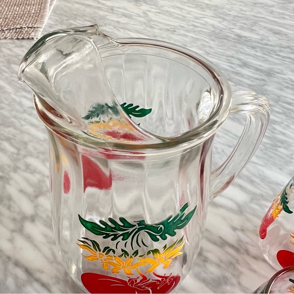 Vintage Glass Pitcher & Tumbler Set with Tomato Design - Picture 3 of 9